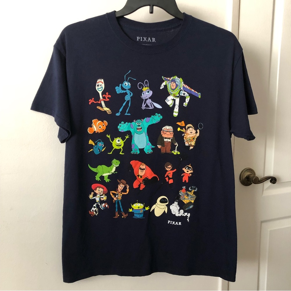 Disney Pixar T-Shirt Size Large